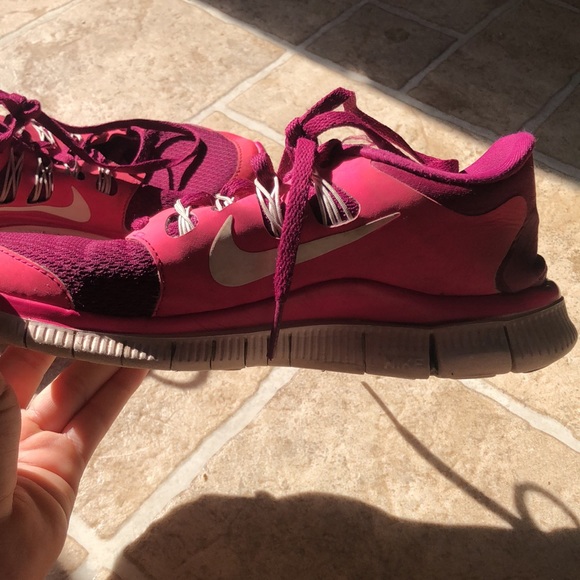 Pink and purple Nike runners! - Picture 2 of 3
